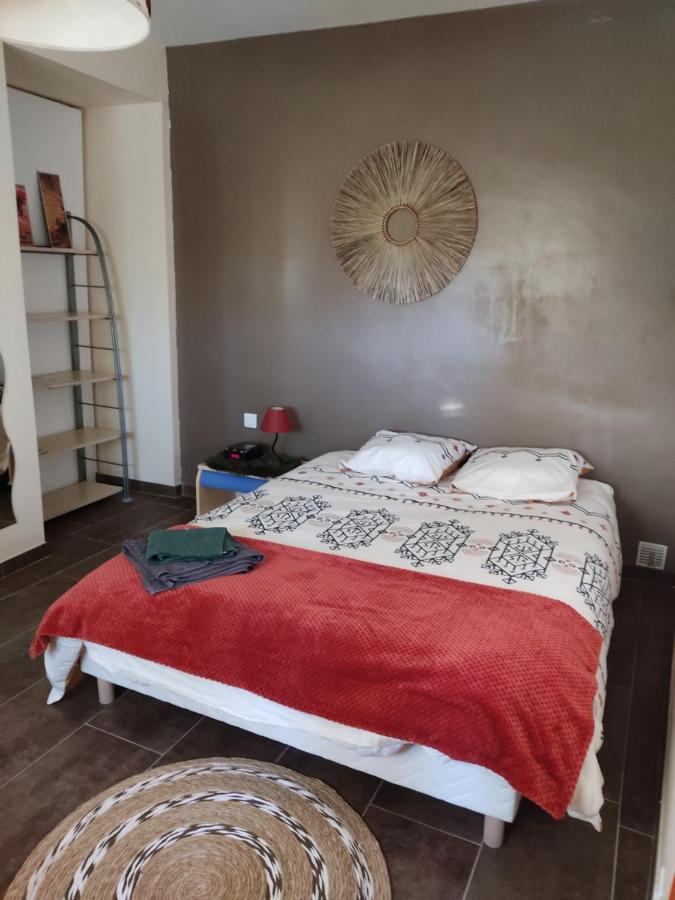 Chambre privée avec parking Nimes Exterior foto