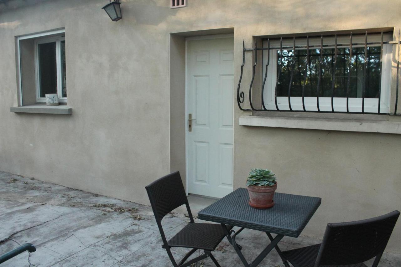 Chambre privée avec parking Nimes Exterior foto